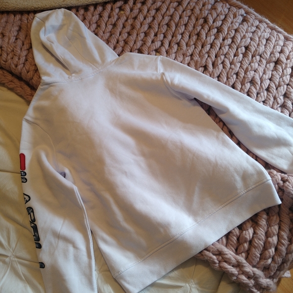 Fila sweater with tags on - Picture 4 of 5